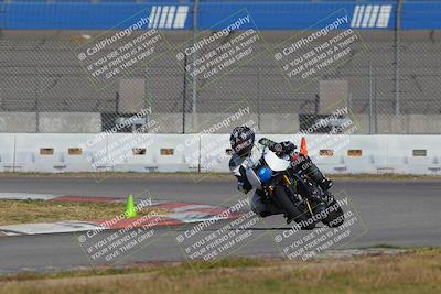 media/Nov-26-2022-Fastrack Riders (Sat) [[b001e85eef]]/Level 1/Session 3 Outside Turn 9/